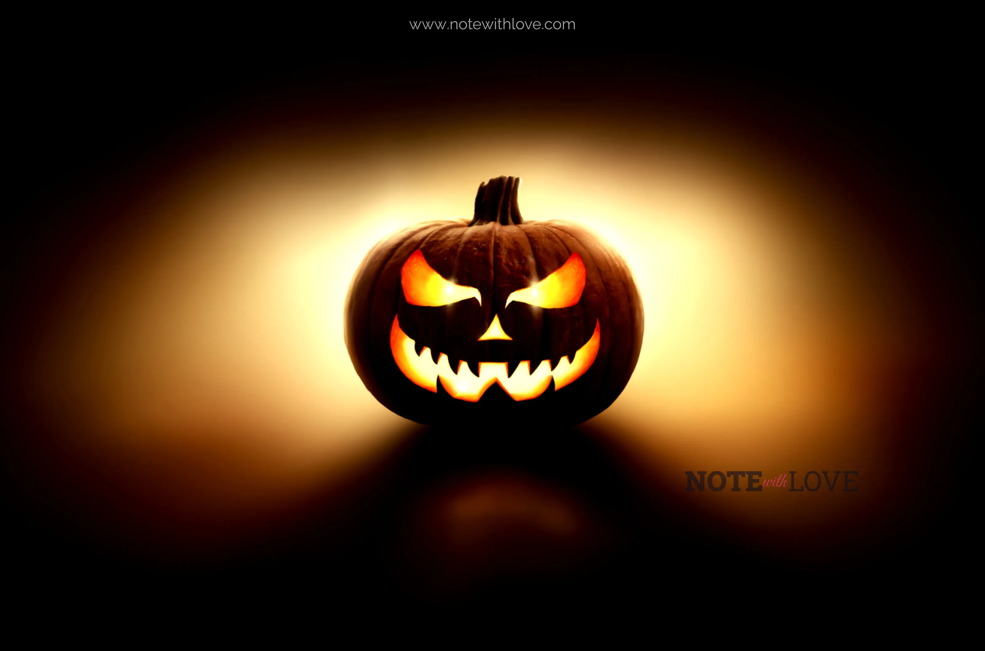 13 Best Scary Movies For The Ultimate Halloween Night 2023 blog header.webp